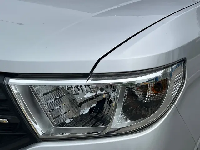 Wuling Hongguang V — Фото автомобиля 12