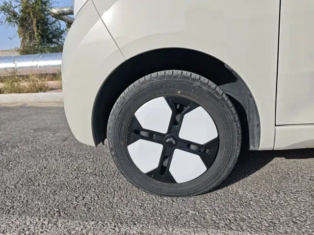 Wuling Hongguang Mini EV — Фото автомобиля 22