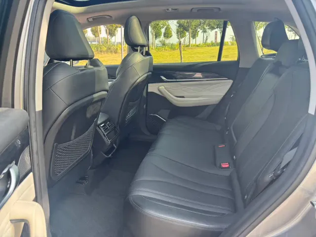 Geely Xingyue L — Фото автомобиля 10