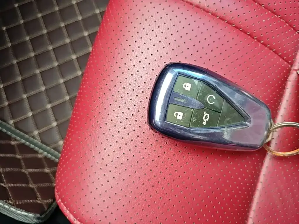 Changan Changan CS75 PLUS 2022 1.5T Automatic Luxury — Фото автомобиля 8