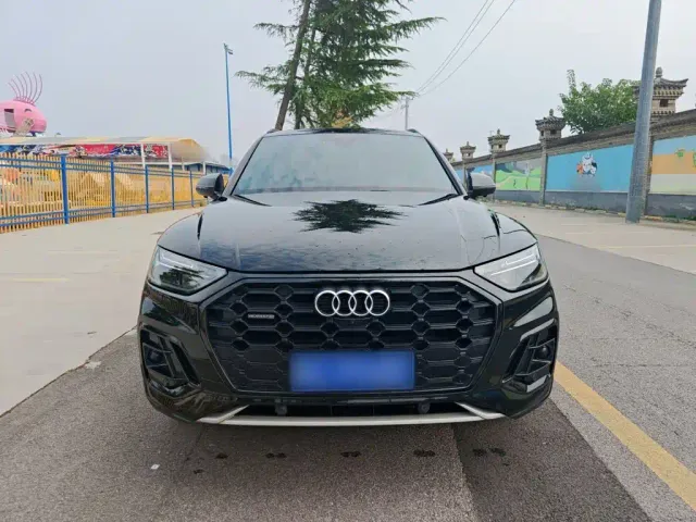Audi Q5L — Фото автомобиля 6