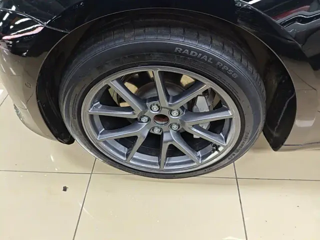 Tesla Model 3 — Фото автомобиля 22