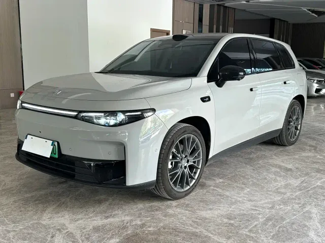 Фотография автомобиля — Leapmotor C10