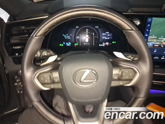 Lexus RX RX450h+ 5th Gen — Фото автомобиля 9