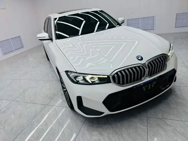 BMW BMW 3 Series 2023 320Li M Sport Package — Фото автомобиля 3