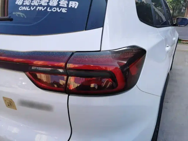 Chery Tiggo 8 — Фото автомобиля 7