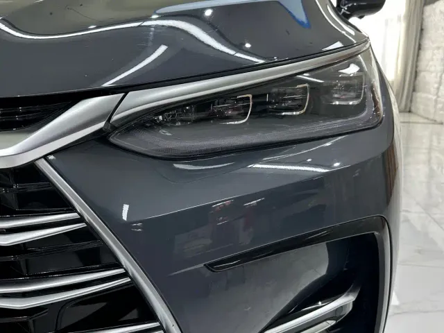 BYD Tang — Фото автомобиля 7