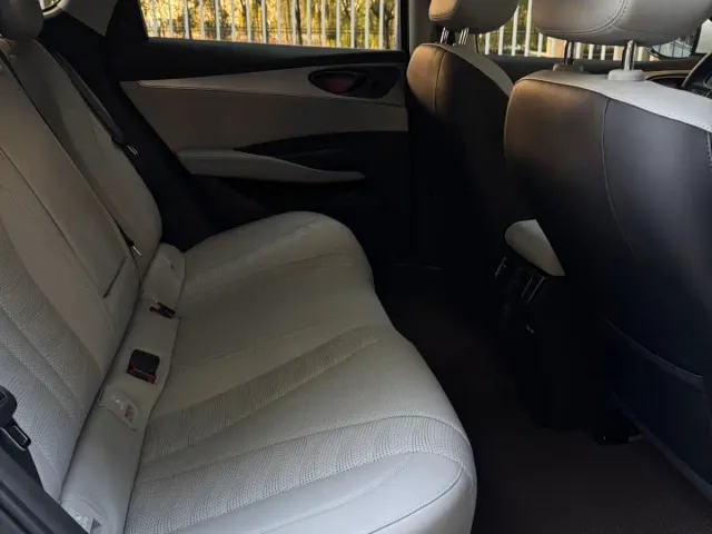 BYD Seal 06 DM-i Touring — Фото автомобиля 16