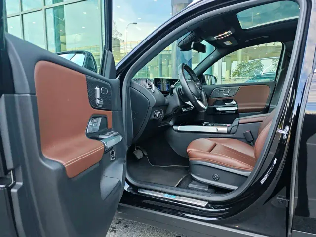 Mercedes-Benz EQB — Фото автомобиля 4