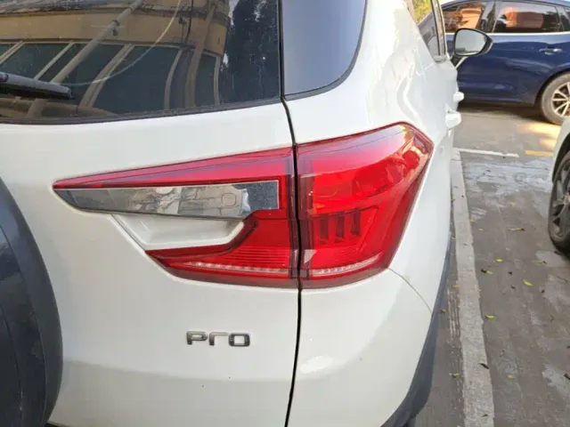 BYD Yuan Pro — Фото автомобиля 7