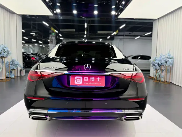 Mercedes-Benz Maybach S-Class — Фото автомобиля 11
