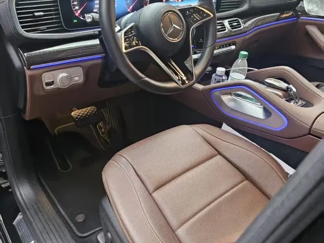 Mercedes-Benz GLE-Class — Фото автомобиля 8