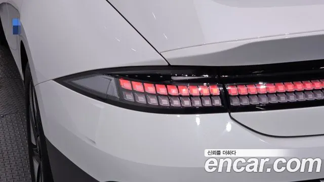 Hyundai Ioniq6 — Фото автомобиля 23