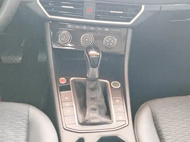 Volkswagen Sagitar — Фото автомобиля 16