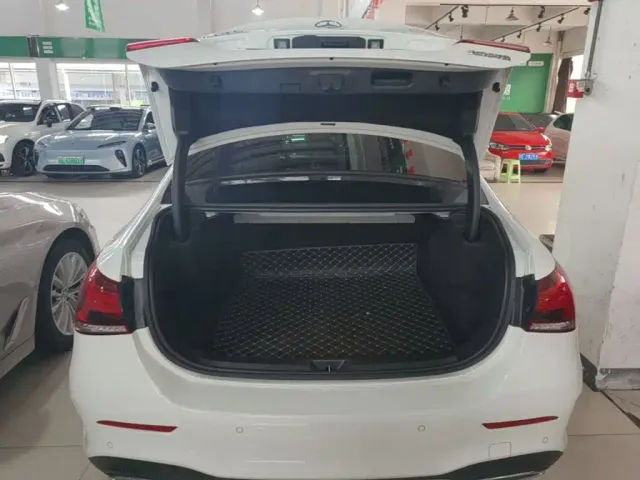 Mercedes-Benz A-Class — Фото автомобиля 18