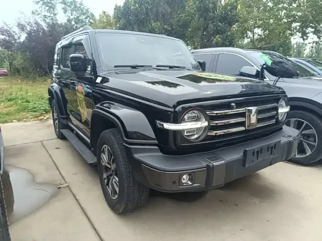 Tank Tank 300 2023 Urban Edition 2.0T Must-Have Type — Фото автомобиля 3