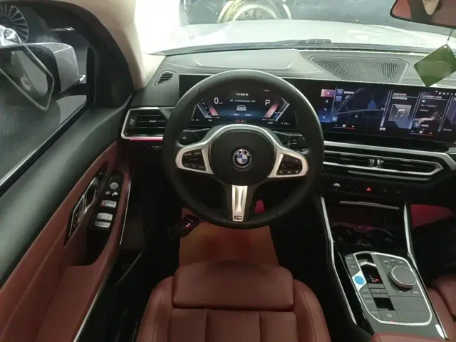 BMW i3 — Фото автомобиля 10