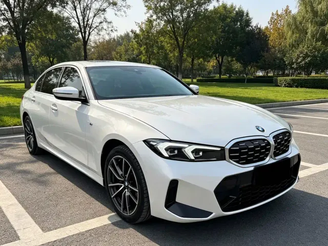 BMW 3 Series — Фото автомобиля 3