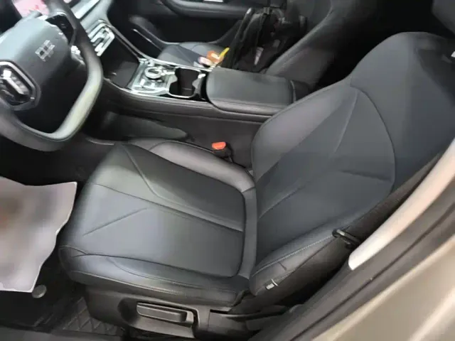 Geely Galaxy Stellar 6 — Фото автомобиля 14