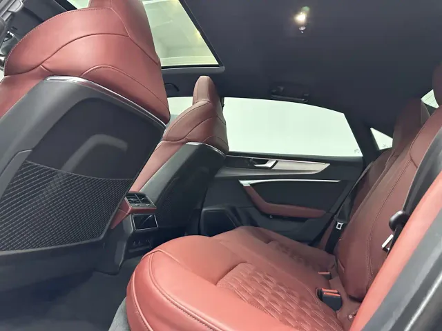 Audi A7L — Фото автомобиля 14