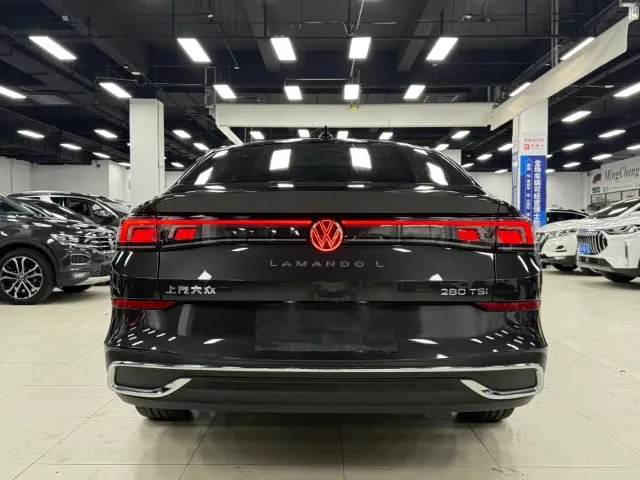 Volkswagen Lamando — Фото автомобиля 6