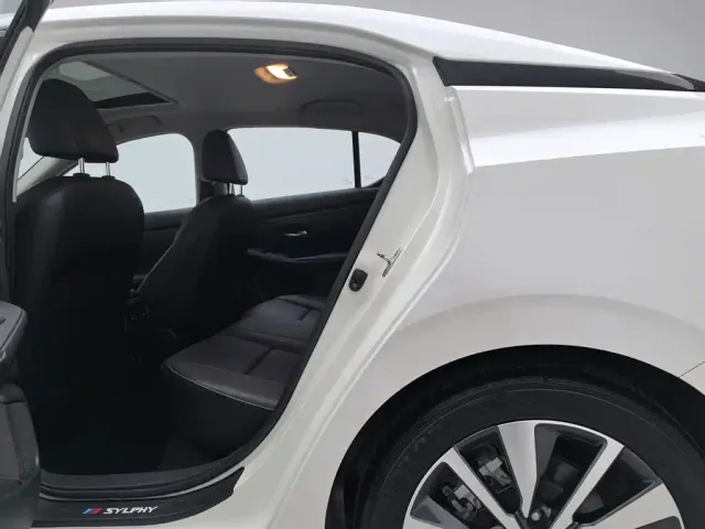 Nissan Sylphy — Фото автомобиля 15