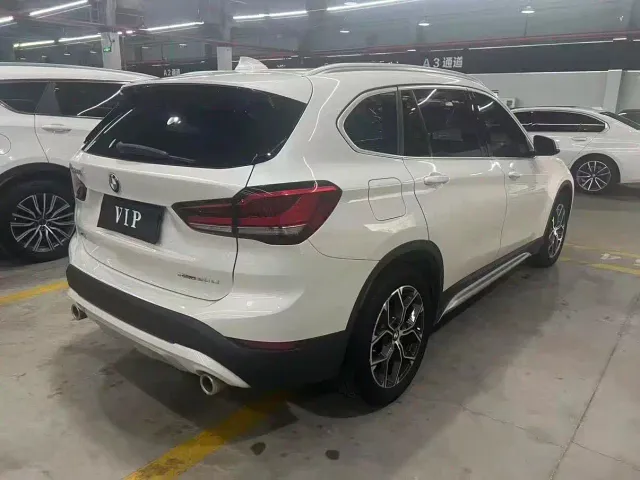 BMW X1 — Фото автомобиля 7