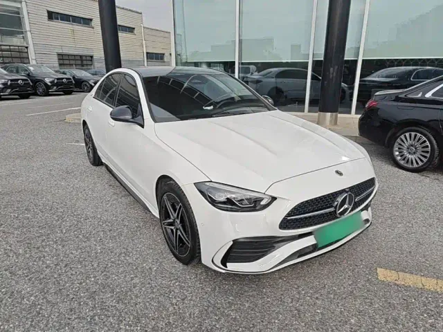 Mercedes-Benz C-Class — Фото автомобиля 3
