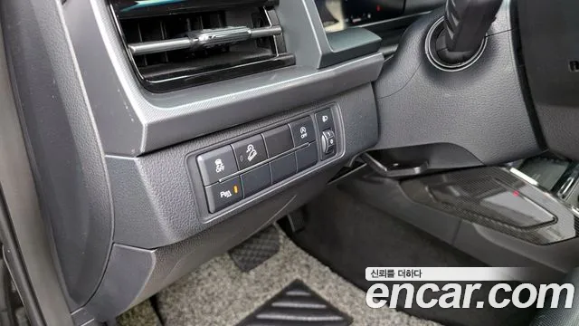 KG_Mobility_Ssangyong Rexton Новый Rexton Sport Khan Дизель 2.2 2WD — Фото автомобиля 23