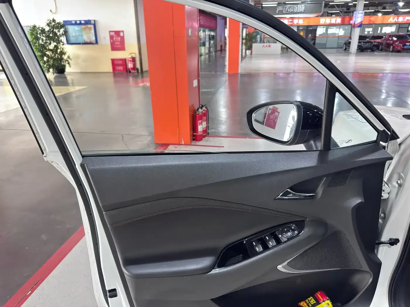 Chevrolet Volando 2020 Mild Hybrid Redline 530T Automatic Premium Edition (5+2 seater) — Фото автомобиля 21
