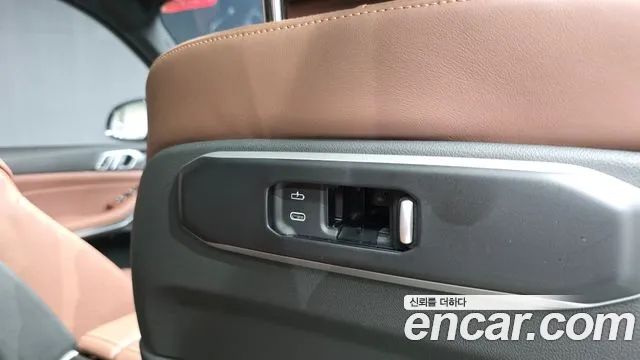 BMW X5 xDrive 40i M Sport — Фото автомобиля 23