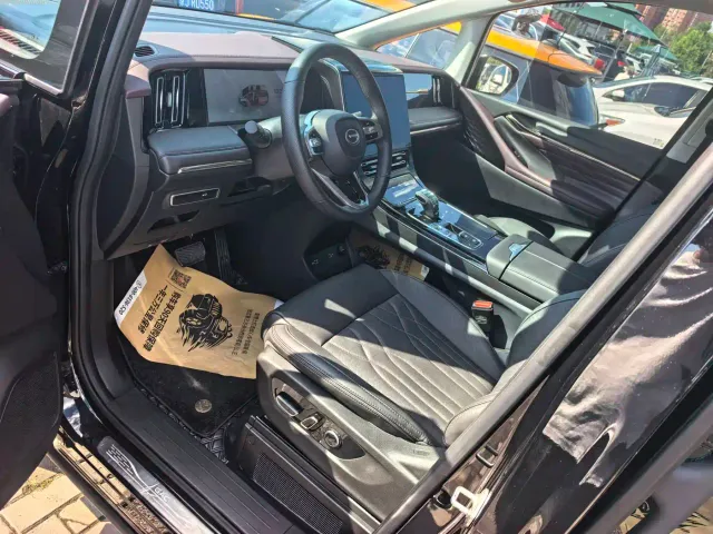 GAC Trumpchi M8 — Фото автомобиля 6