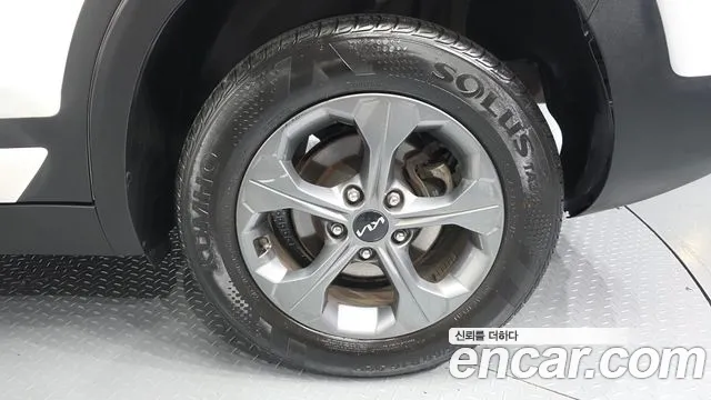Kia Seltos — Фото автомобиля 6