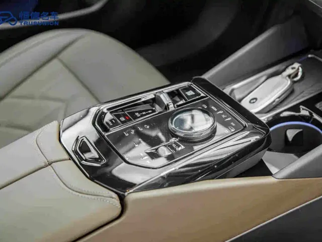 BMW 5 Series — Фото автомобиля 19