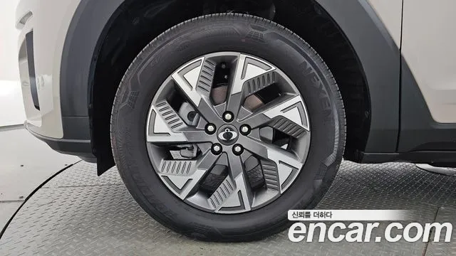 KGM Torres Torres EVX — Фото автомобиля 5