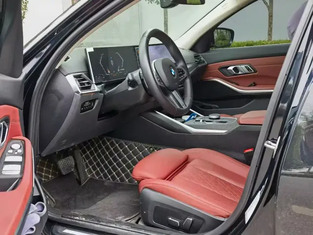 BMW 3 Series — Фото автомобиля 4