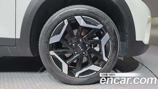 Kia Seltos New — Фото автомобиля 6