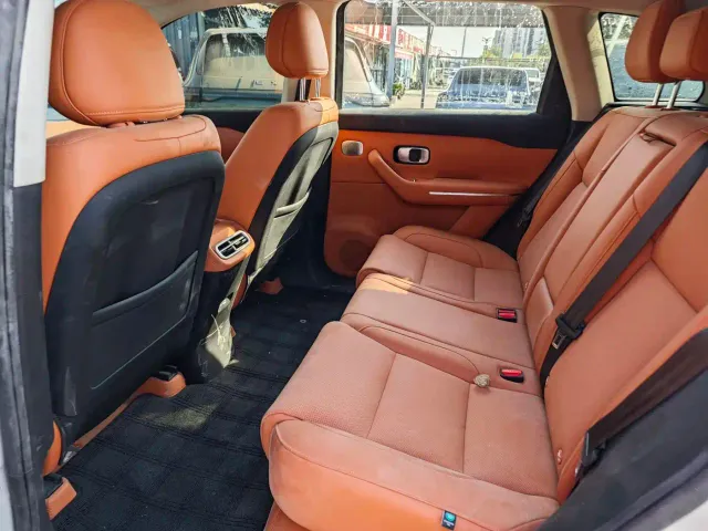 Leapmotor C10 — Фото автомобиля 3