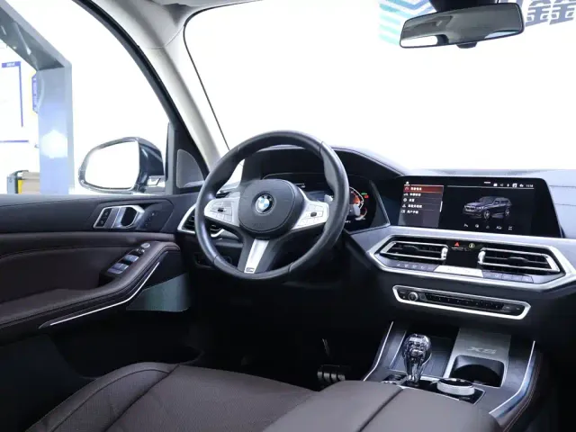 BMW X5 — Фото автомобиля 14