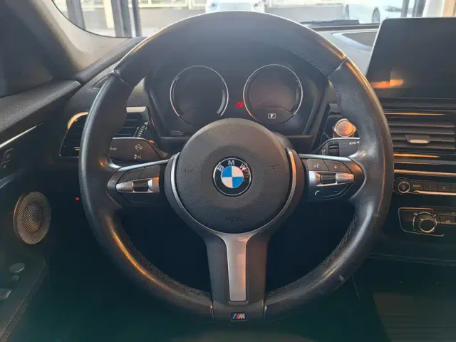 BMW 1 Series — Фото автомобиля 9