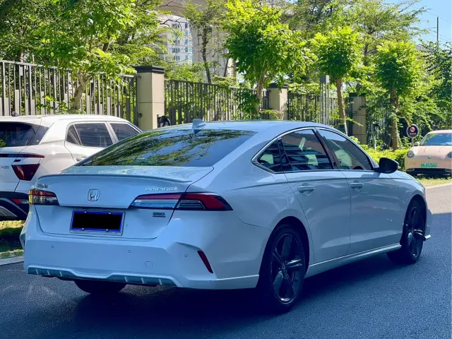 Honda Inspire — Фото автомобиля 9