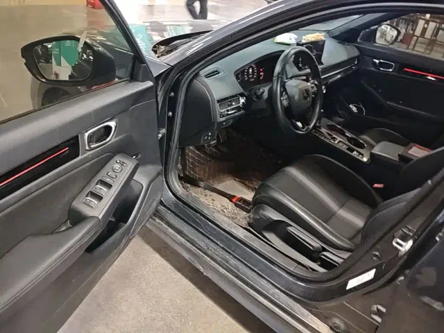 Honda Civic — Фото автомобиля 15