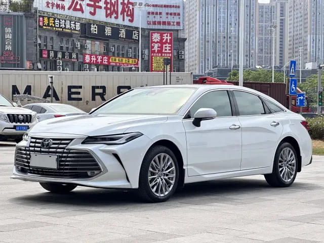 Фотография автомобиля — Toyota Avalon