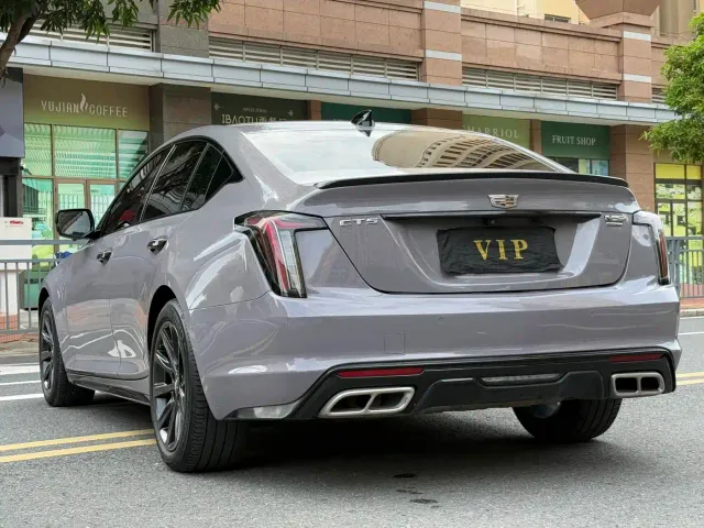 Cadillac CT5 — Фото автомобиля 6