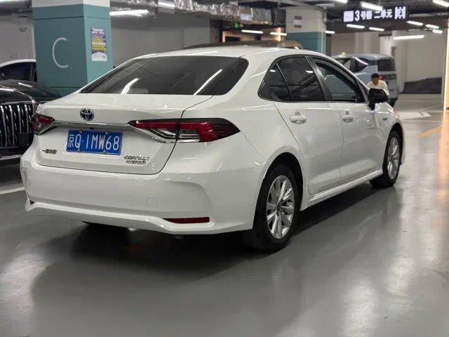 Toyota Corolla — Фото автомобиля 13