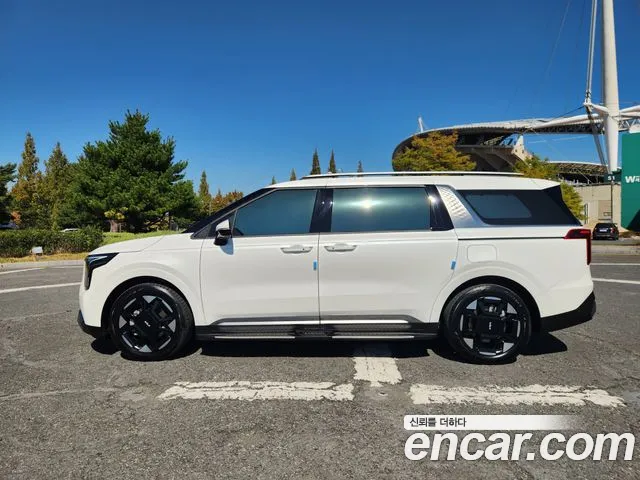 Kia Carnival 4th Gen — Фото автомобиля 16