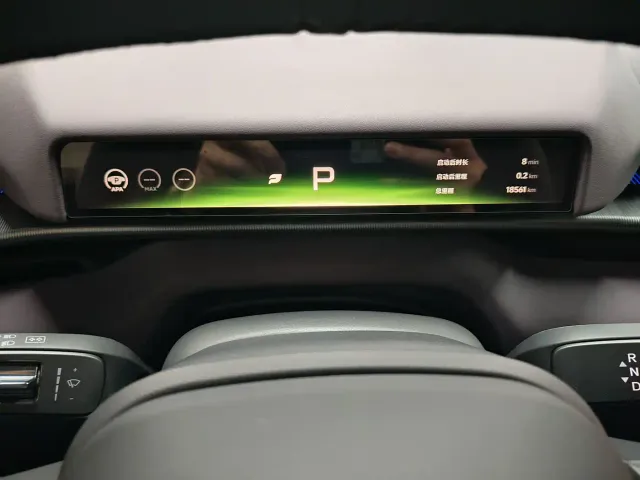Xpeng P7 — Фото автомобиля 10