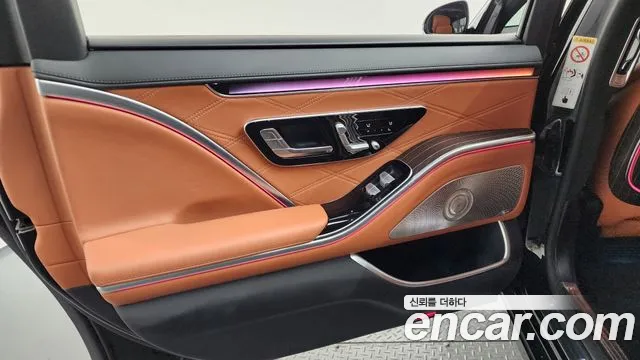 Mercedes-Benz S-Class — Фото автомобиля 19