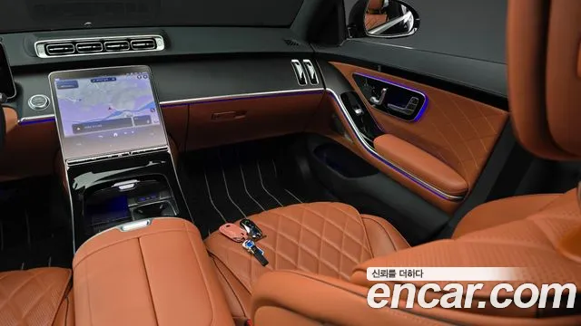 Mercedes-Benz S-Class — Фото автомобиля 22
