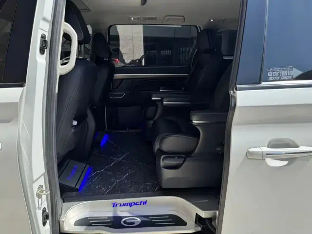 GAC Trumpchi M8 — Фото автомобиля 14